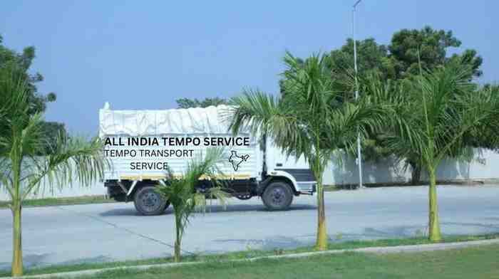 Tempo Service in Udaipur